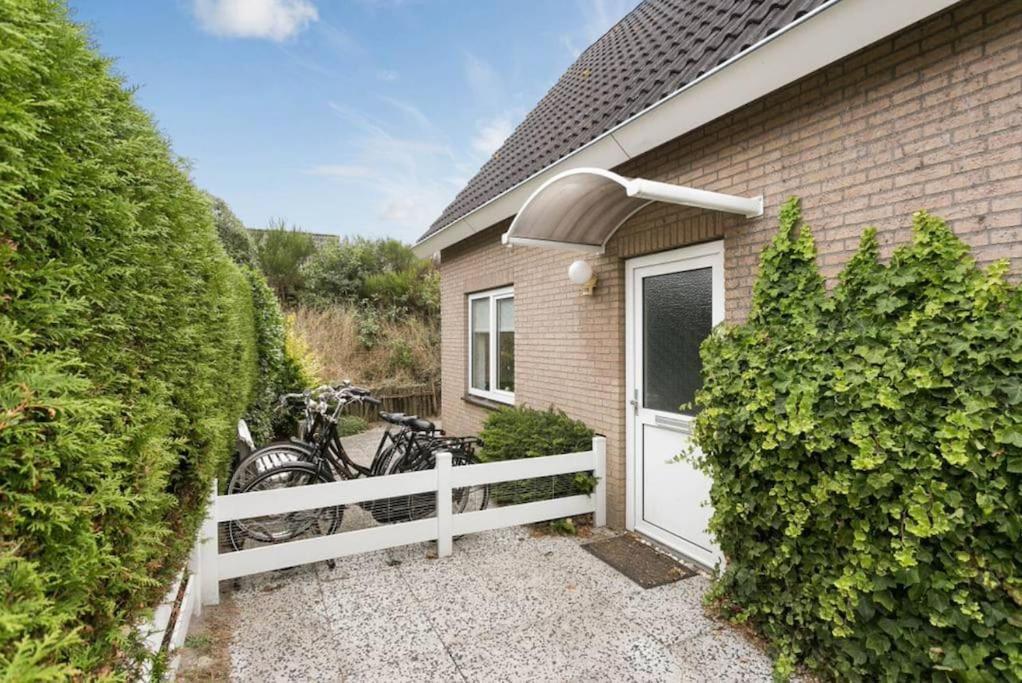 Huebsches Ferienhaus In Ouddorp - Fusslaeufig Zum Strand Und Zentrum Εξωτερικό φωτογραφία
