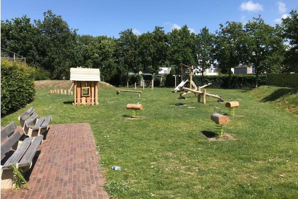 Huebsches Ferienhaus In Ouddorp - Fusslaeufig Zum Strand Und Zentrum Εξωτερικό φωτογραφία
