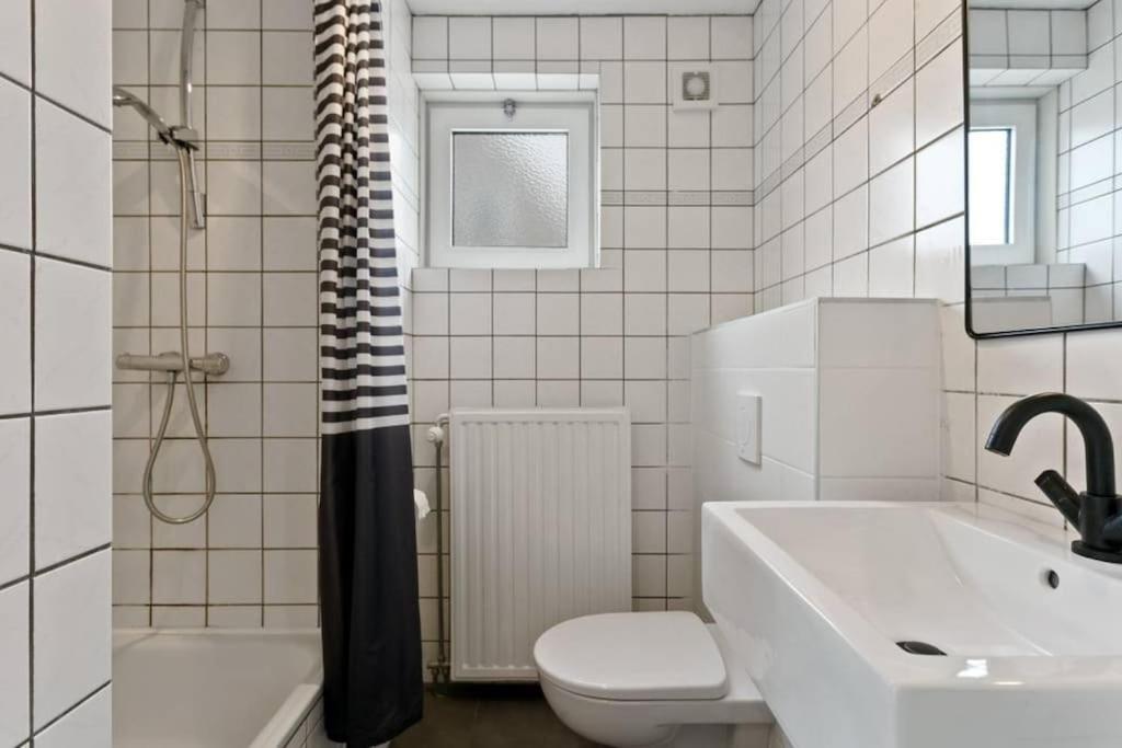 Huebsches Ferienhaus In Ouddorp - Fusslaeufig Zum Strand Und Zentrum Εξωτερικό φωτογραφία